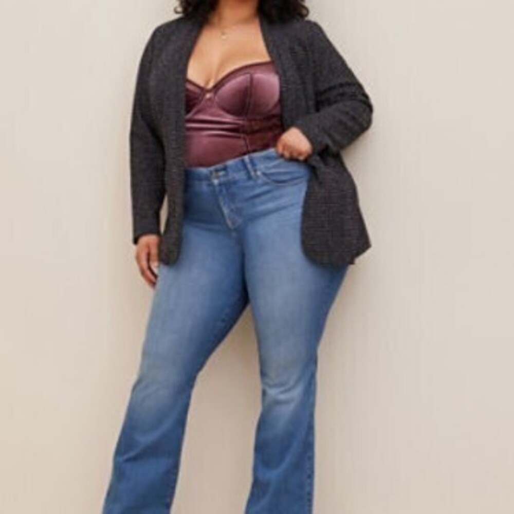 Bombshell Flare Premium Stretch High-Rise Jean
